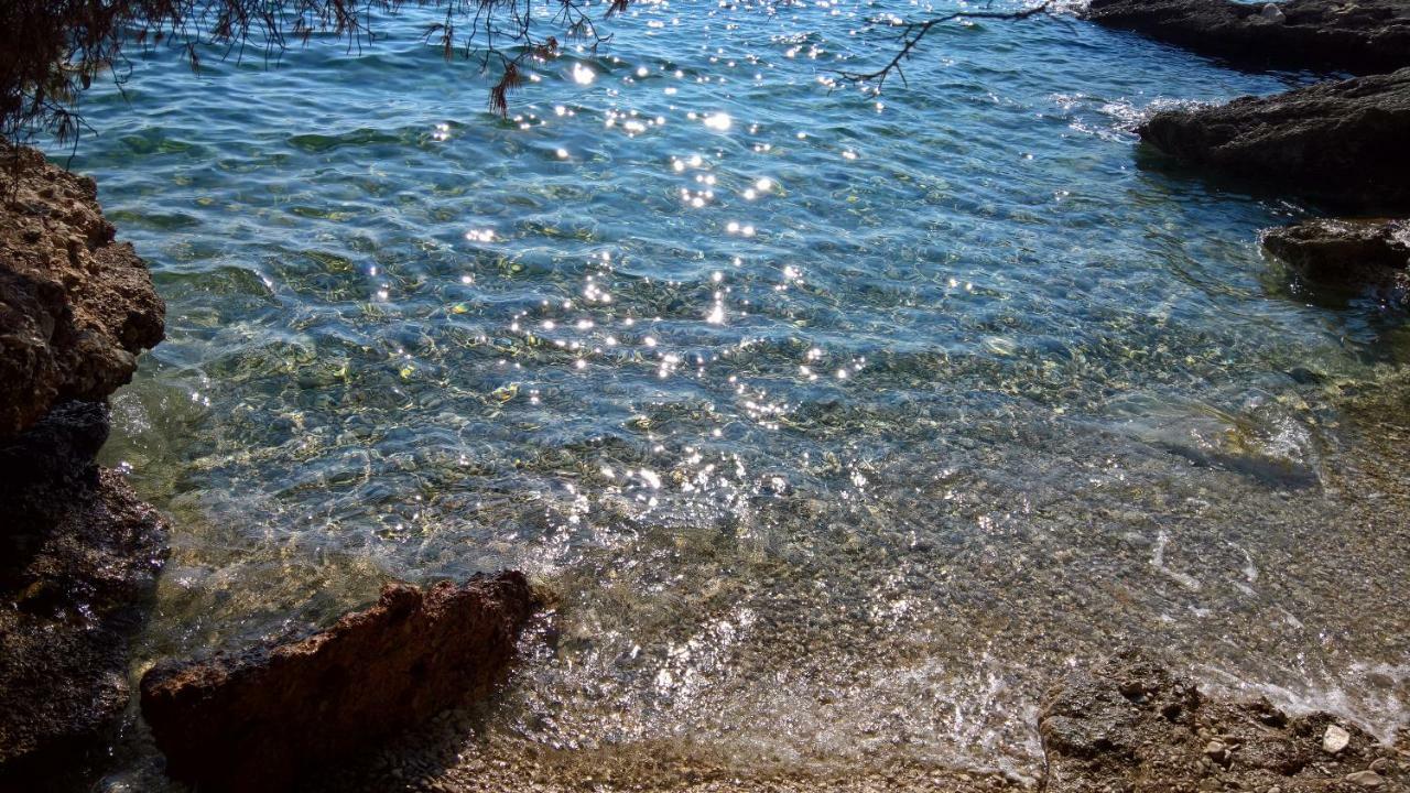 Nanna'S Little Paradise Đảo Hvar Ngoại thất bức ảnh